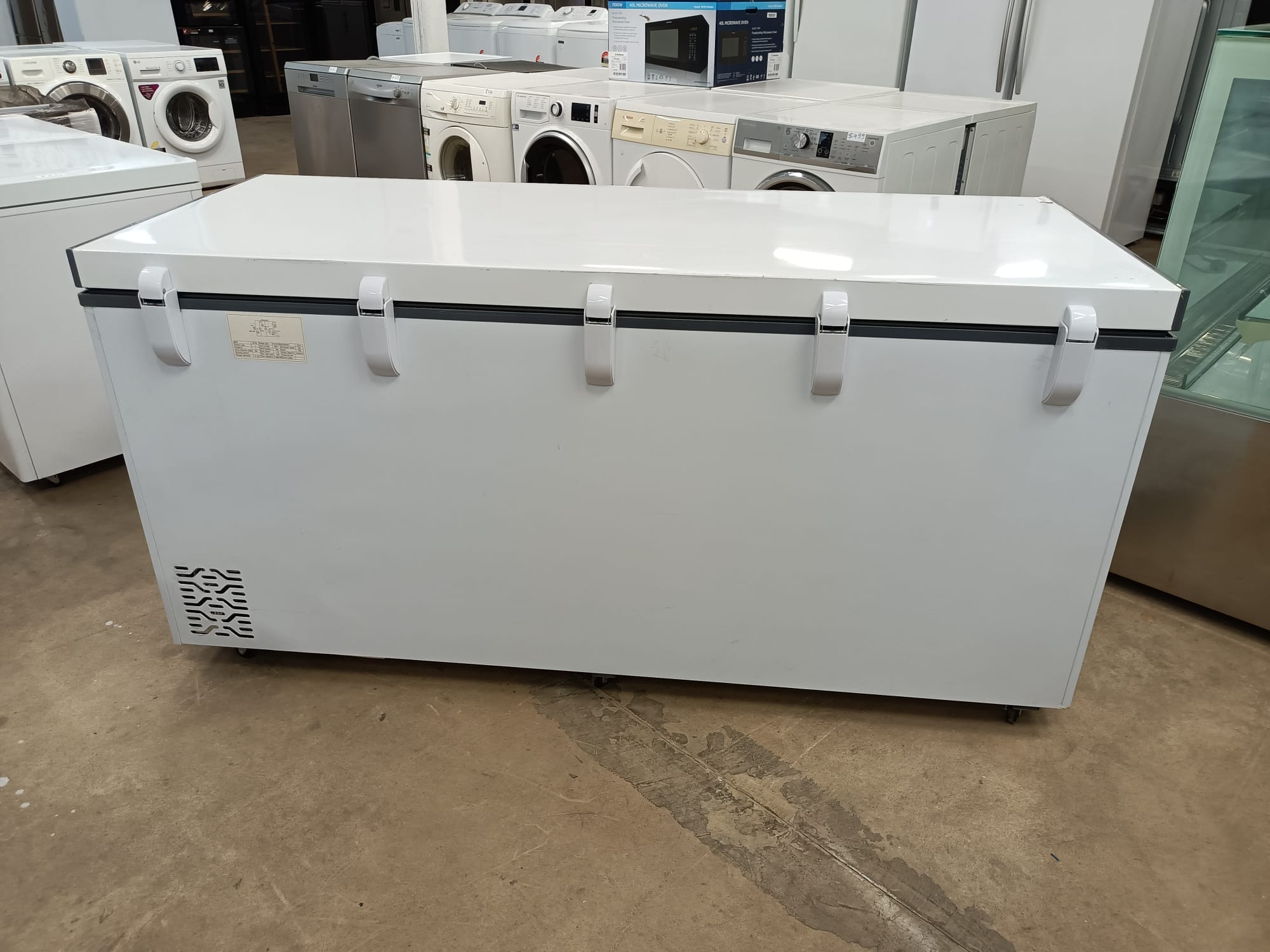 Commercial 700L Chest/ Deep Freezer Appliances