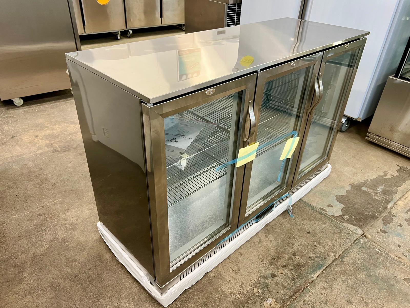 3 Door Beverage Cooler – 320L (Model LG-320B) - Image 4
