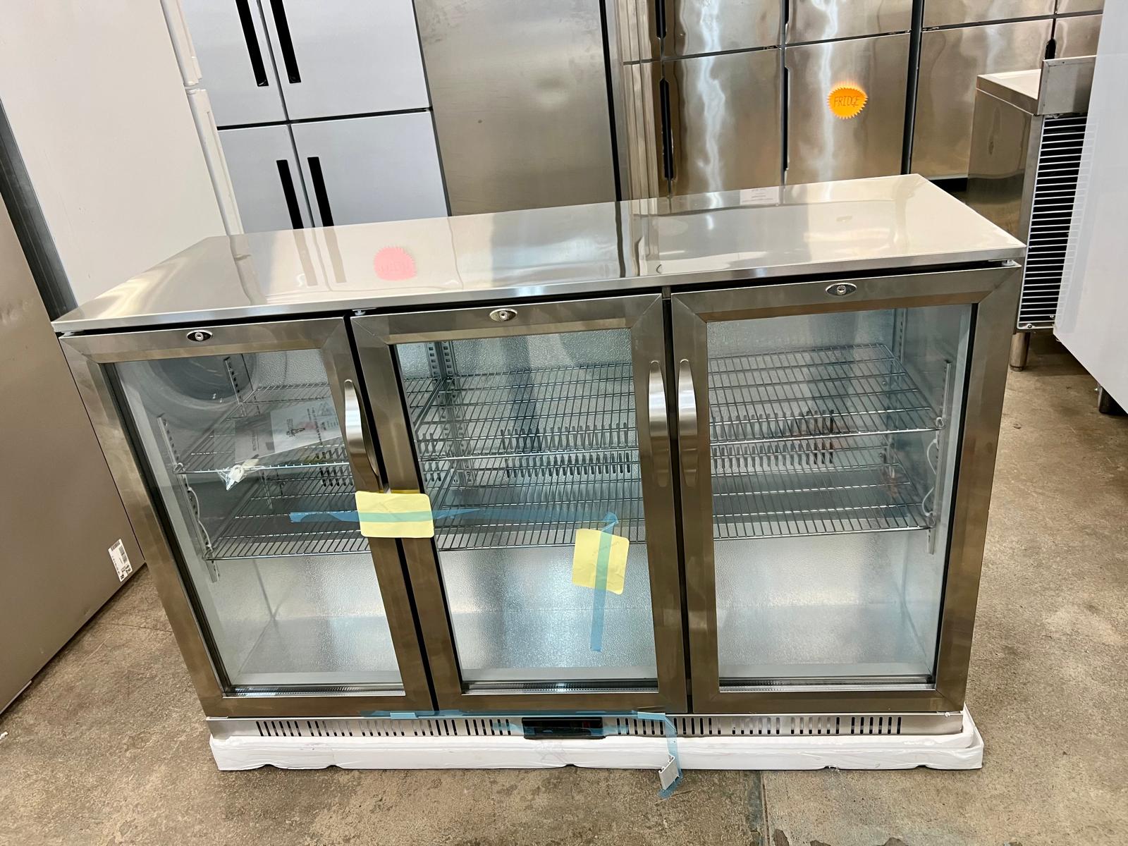 3 Door Beverage Cooler – 320L (Model LG-320B) - Image 5