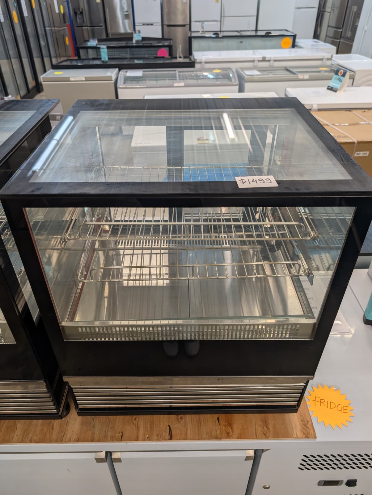 Cake Display Fridge- Hot (Model AGN-600-RT-H) - Image 5